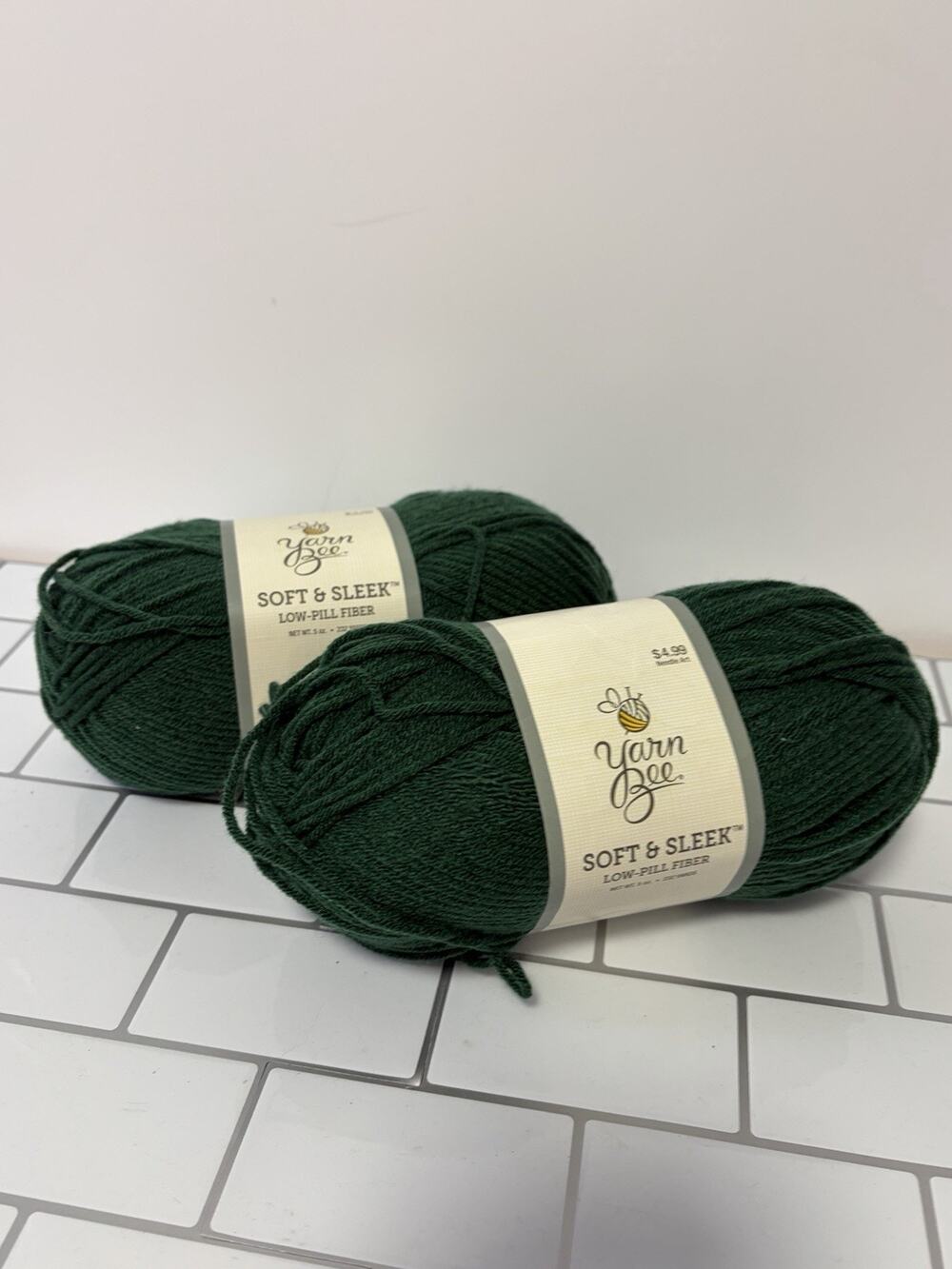 2x Yarn Bee Soft & Sleek Low Pill Fiber Yarn Forest Green 5 Oz Skein LOT OF 2